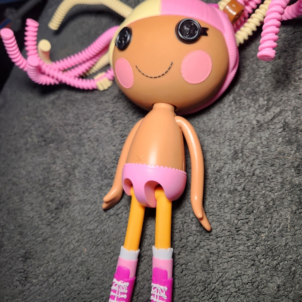 Lalaloopsy Silly Hair Scoops Waffle Cone Doll Just The Doll - Picture 2 of 9